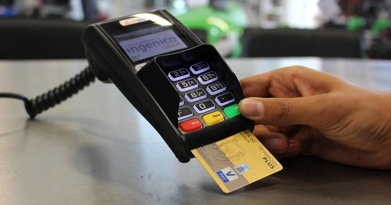 Pourquoi ma carte coûte-t-elle si cher (ou si peu) ?