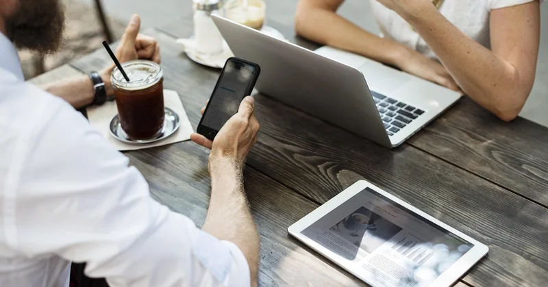Le réseau SFR et l'éligibilité : ce que j'aurais aimé savoir avant de m'engager