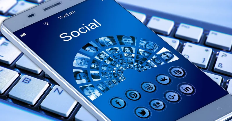Site web ou application : lequel choisir pour consulter son relevé ?